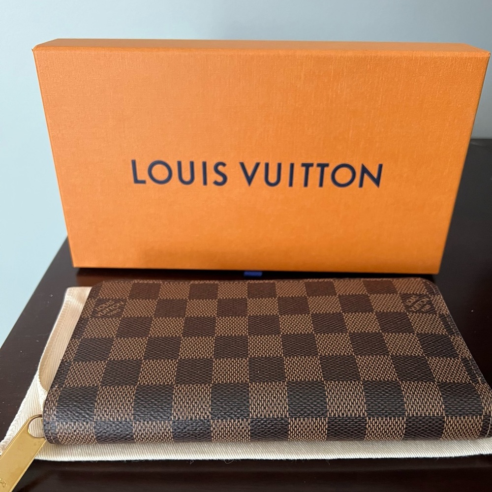 Louis Vuitton Zippy Wallet Rose Ballerine